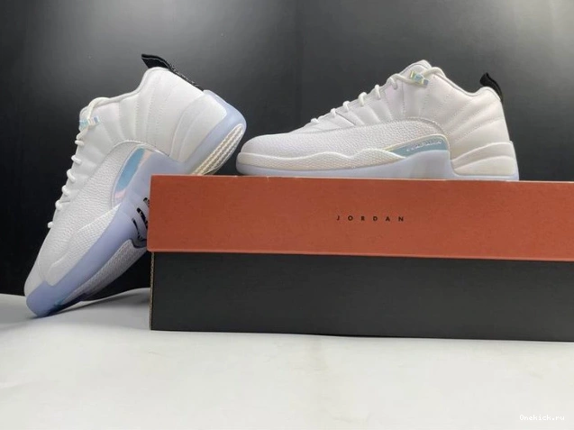 One Kick DB0733-190 (2021) 12 EASTER JORDAN LOW RETRO AIR 0709